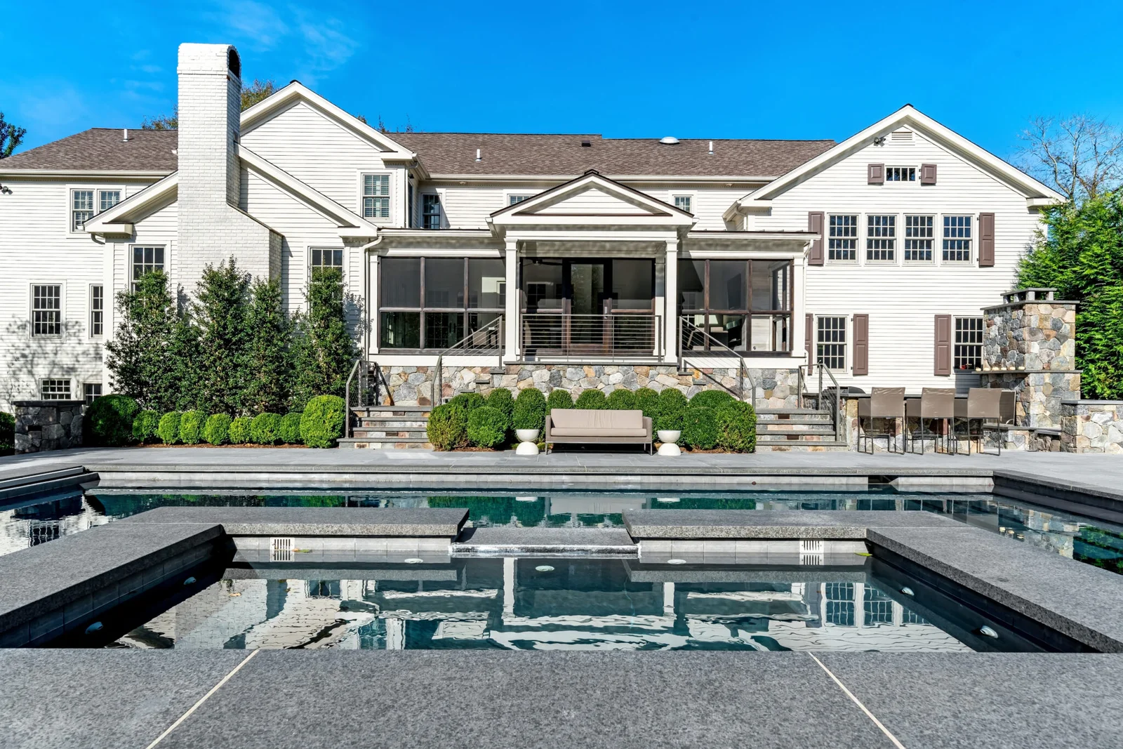 DSC09756 2048x1366 1